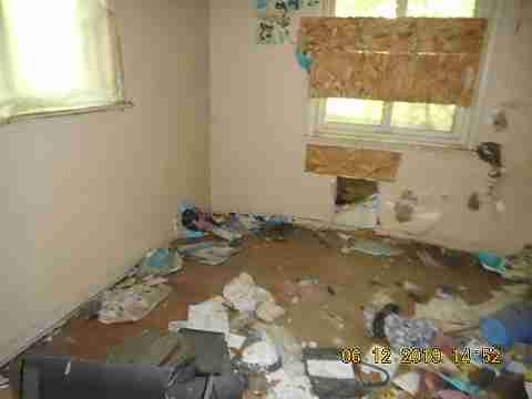 14328 Frankfort (12)_m.jpg